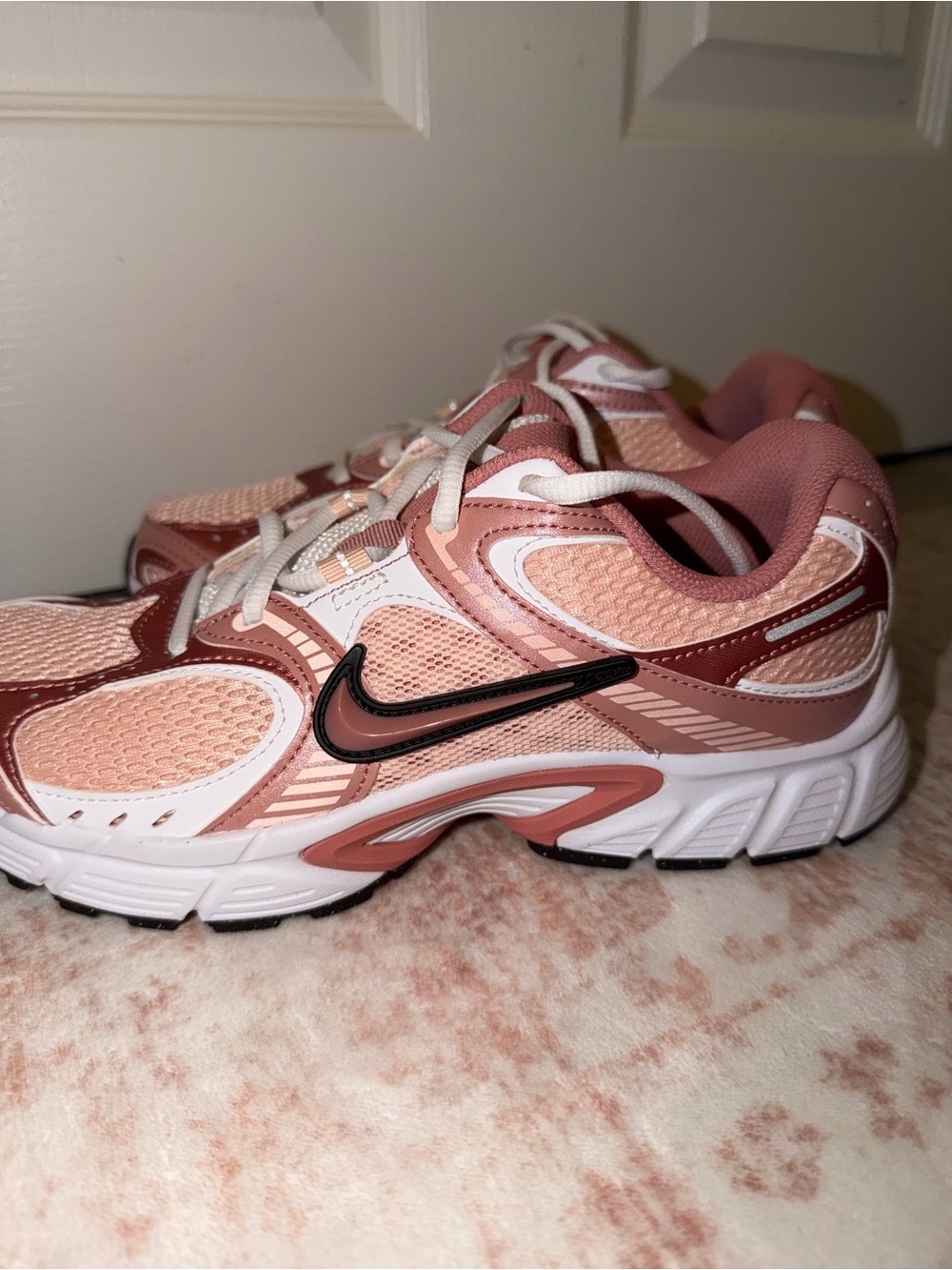 Nike Women’s V5 RNR Sneaker